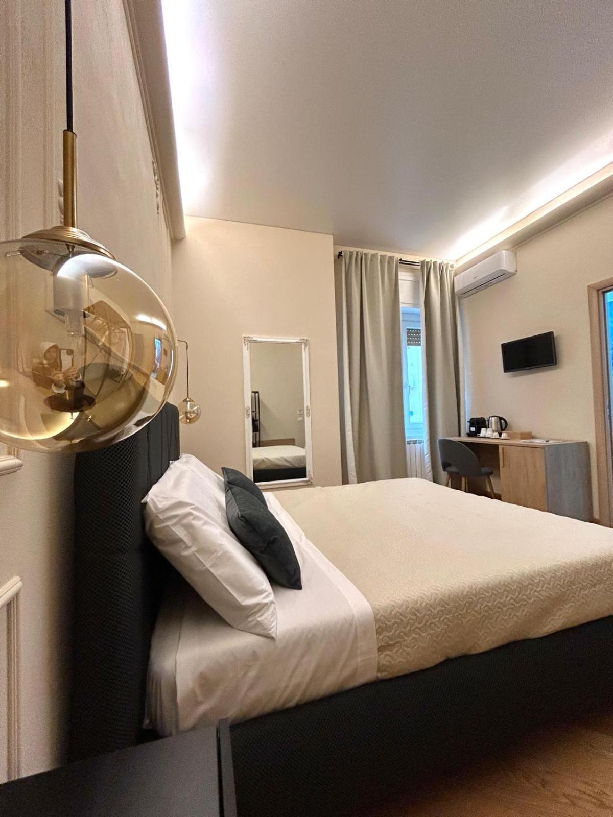 Sea Pearl Luxury Rooms ลาสเปเซีย ภายนอก รูปภาพ