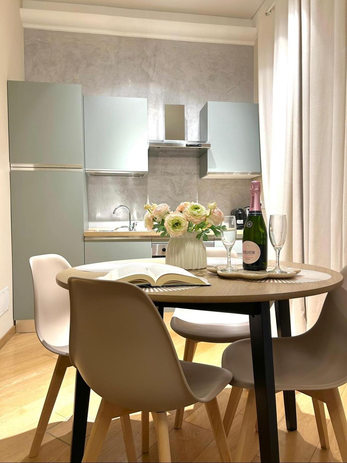 Sea Pearl Luxury Rooms ลาสเปเซีย ภายนอก รูปภาพ